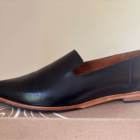 Patina by Portland Leather black womens flats - Picture 5 of 7